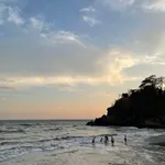 Welcoming Beach House in Atami, near El Tunco Surf