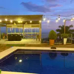 Welcoming Beach House in Atami, near El Tunco Surf