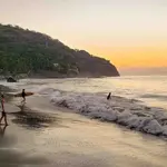 Welcoming Beach House in Atami, near El Tunco Surf